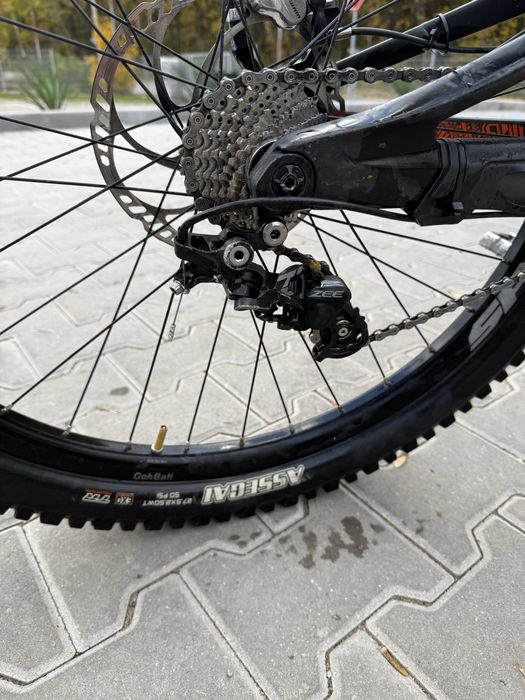 колело Polygon colosus dh9 2019