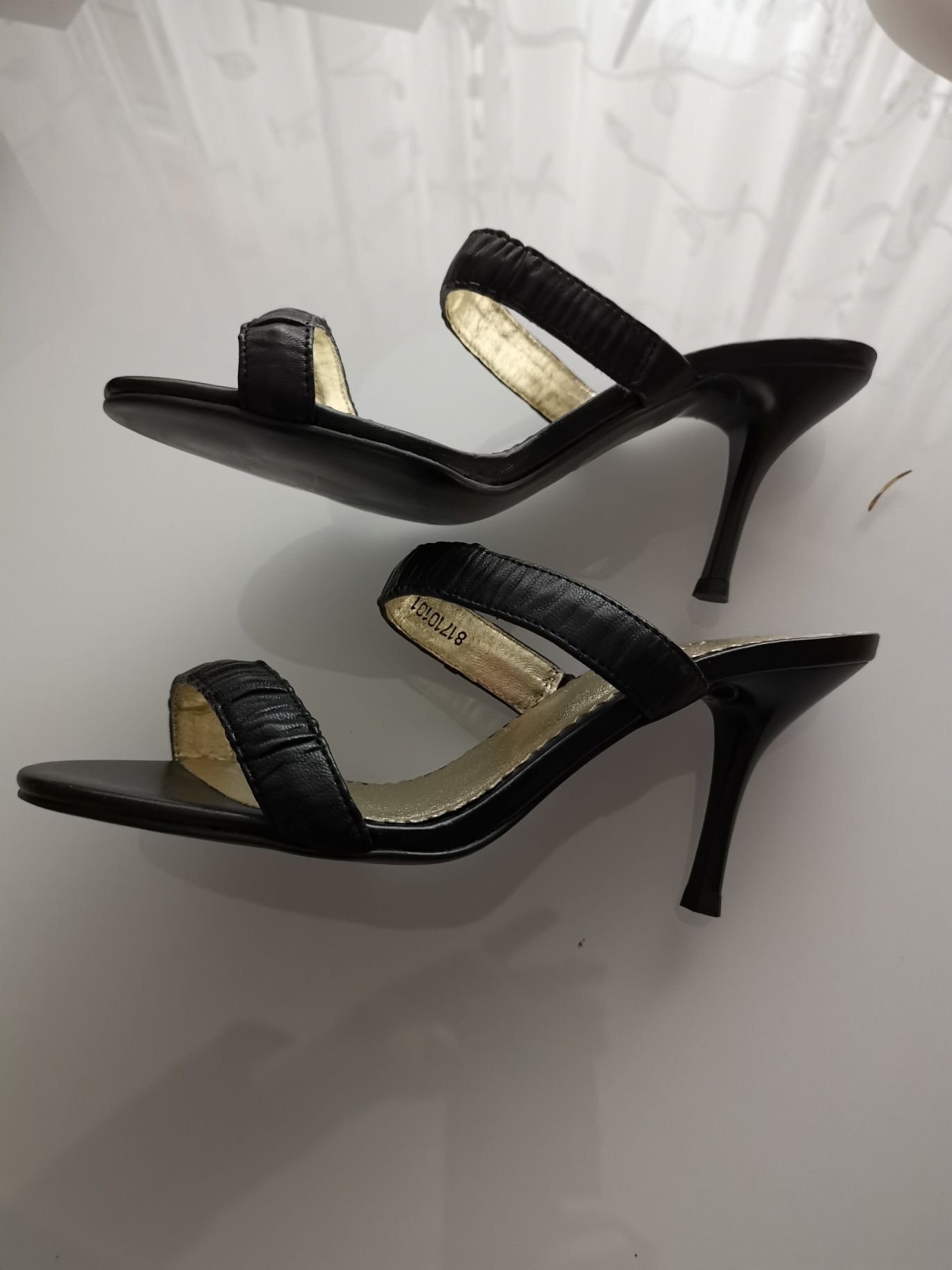 Дамски обувки и дамски сандали Mariatti