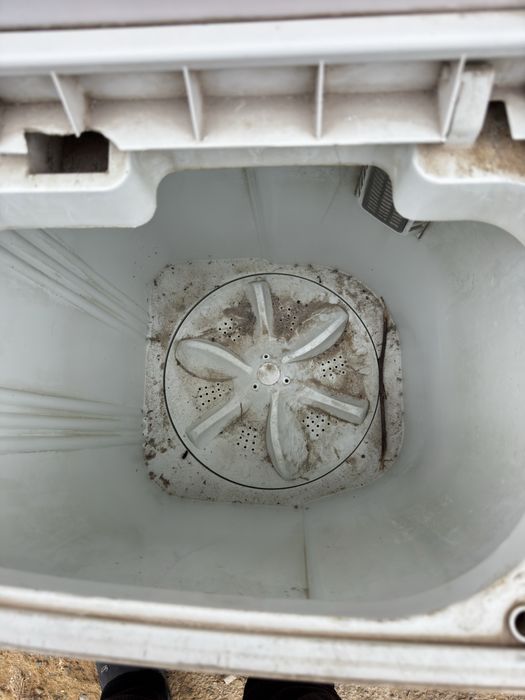 Стиралная машина на запчасть