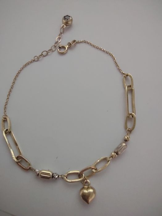 Bratara aur 14k (efn)