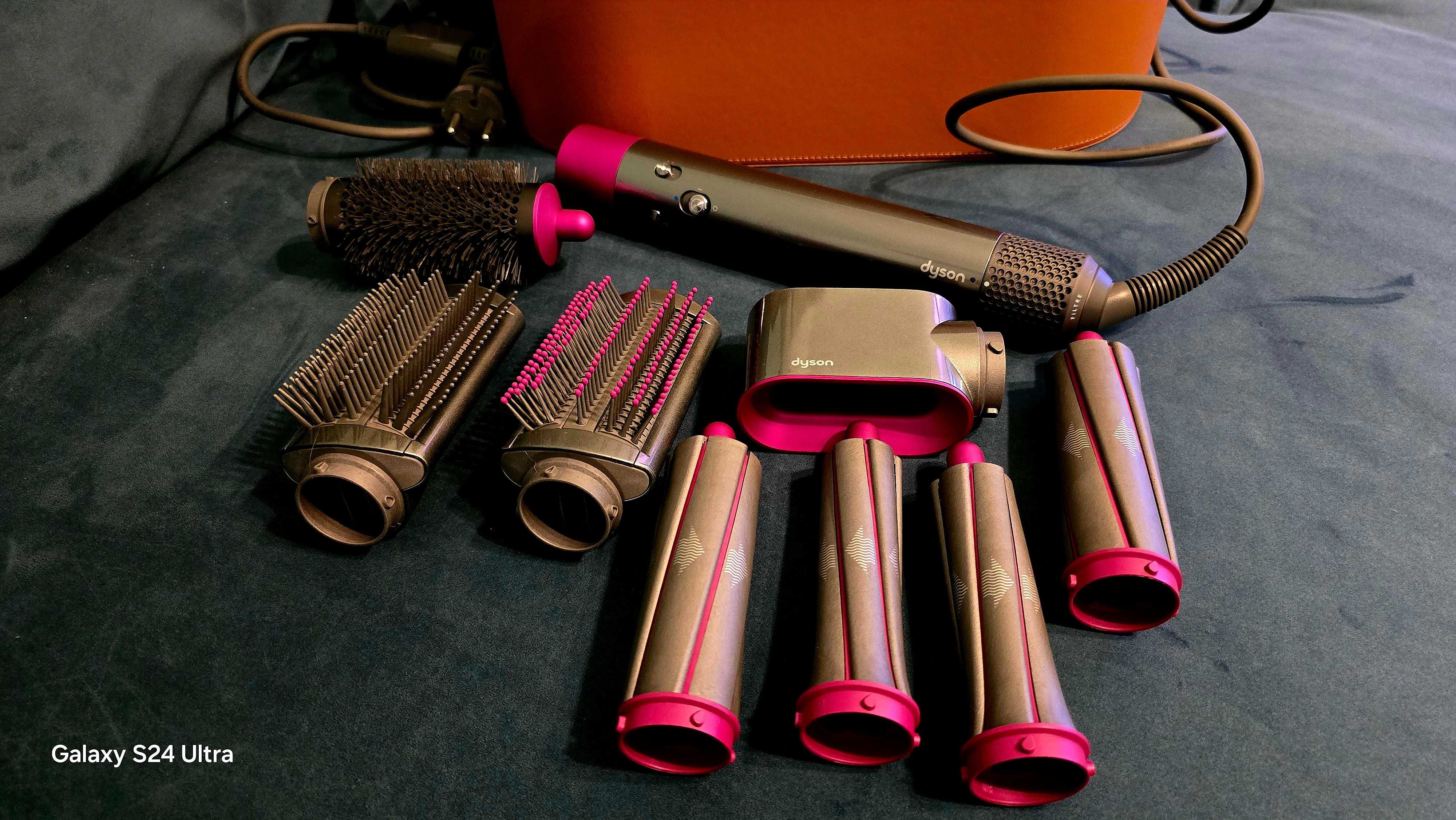 Dyson HS01  Airwrap complete в перфектно състояние