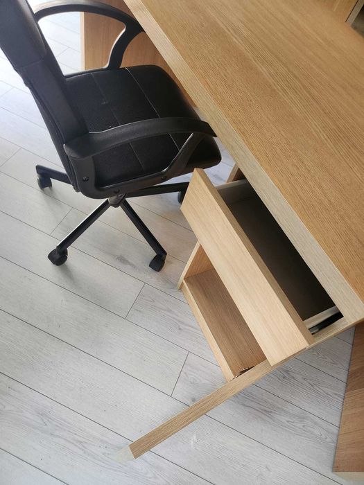 Birou plus scaun pe role