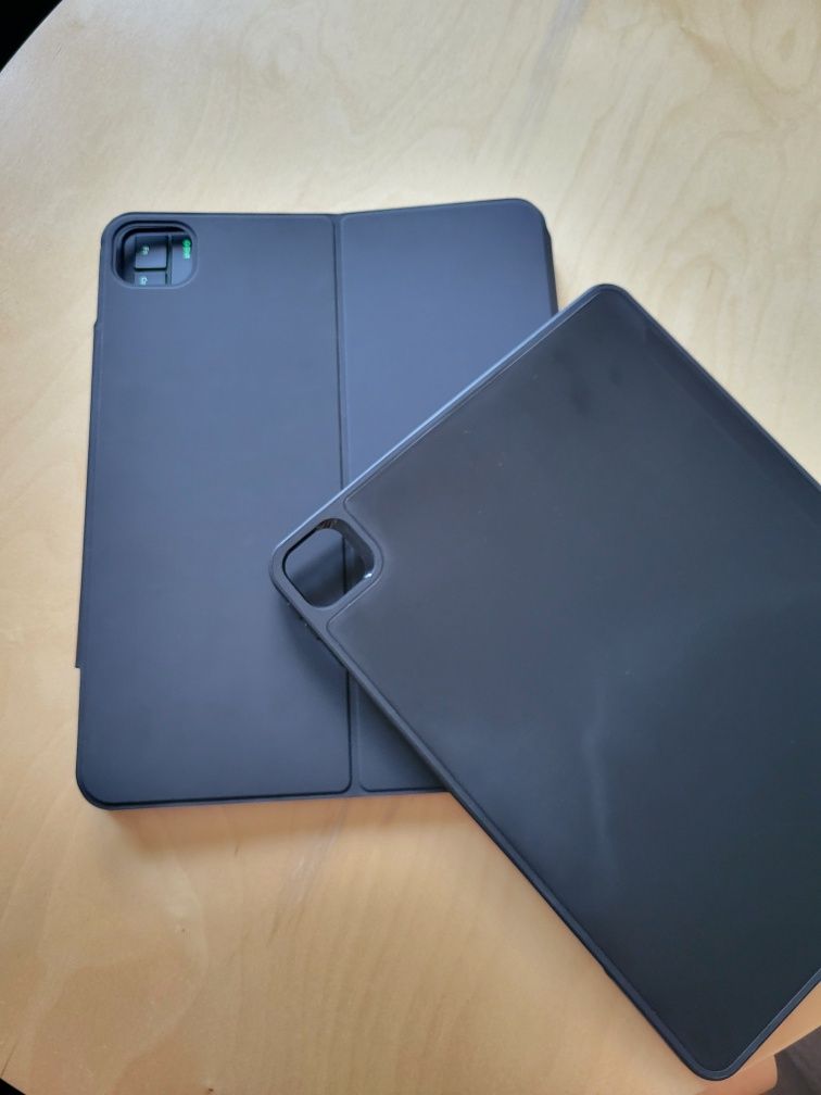Калъф с клавиатура ESR за iPad Pro 12.9 2018 - 2022