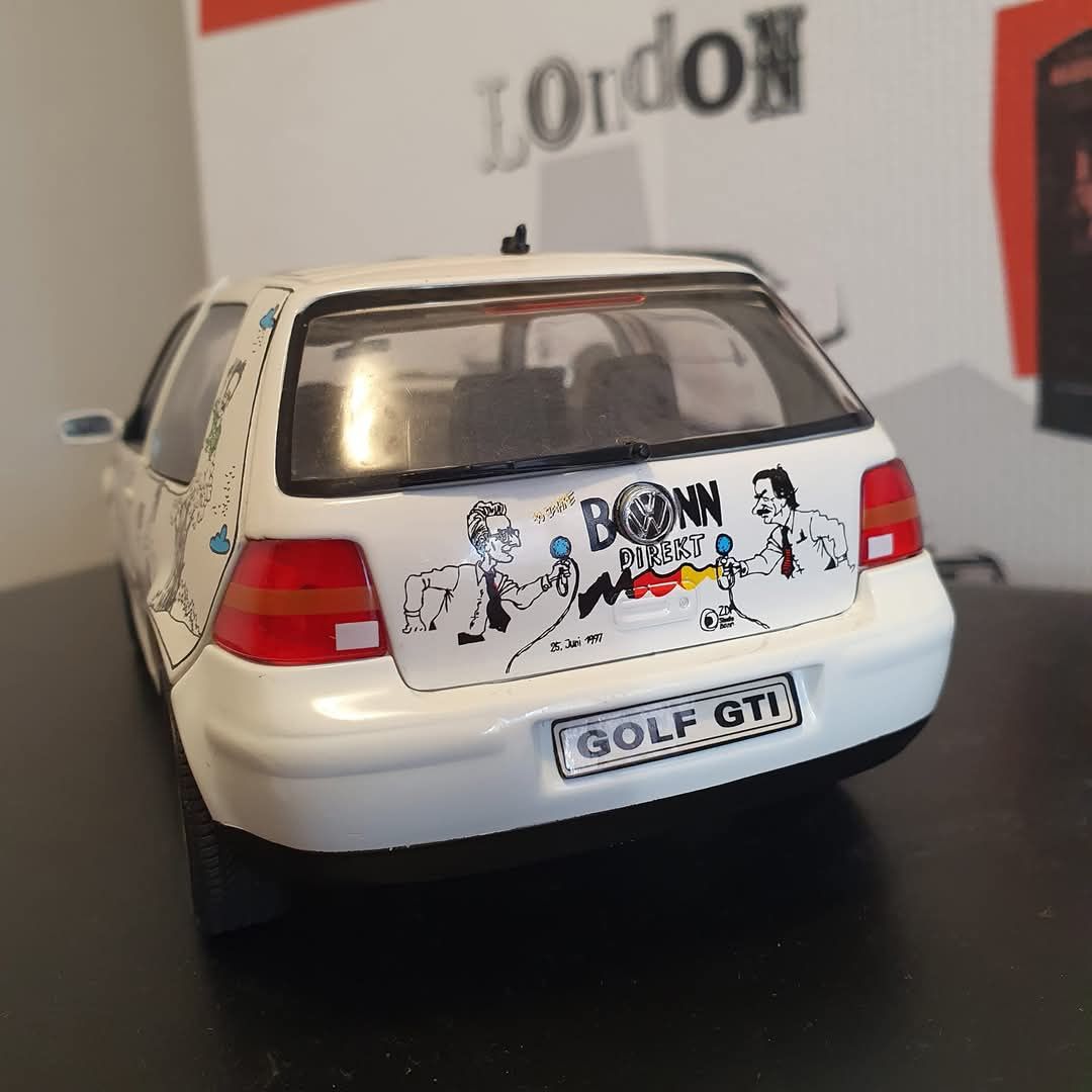 Macheta Golf IV scara 1:18