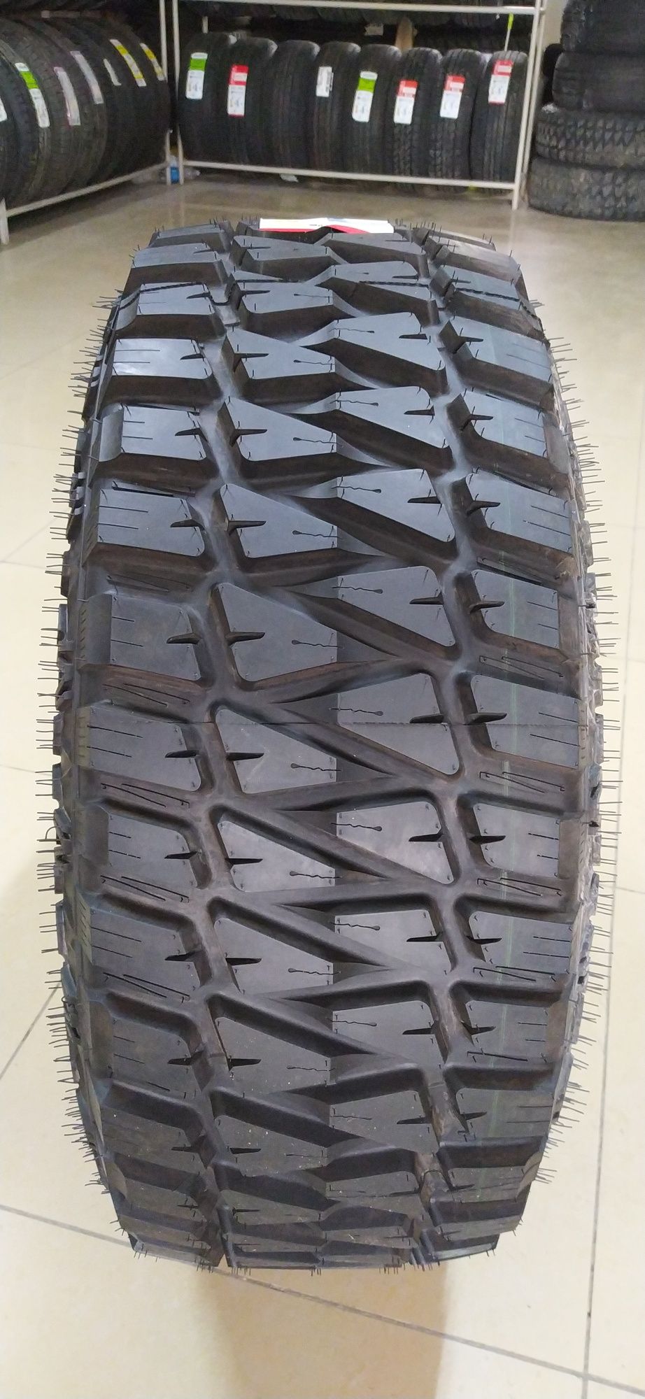 33x12.50R17 Three-A Challenger M/T