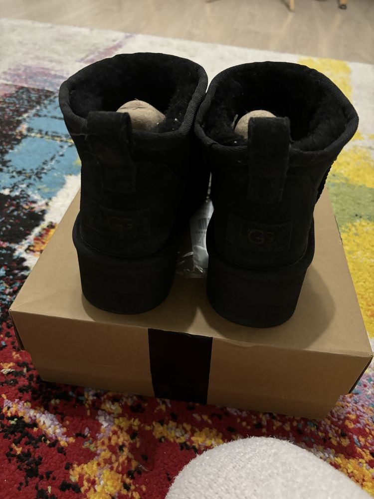 Ugg platform mini