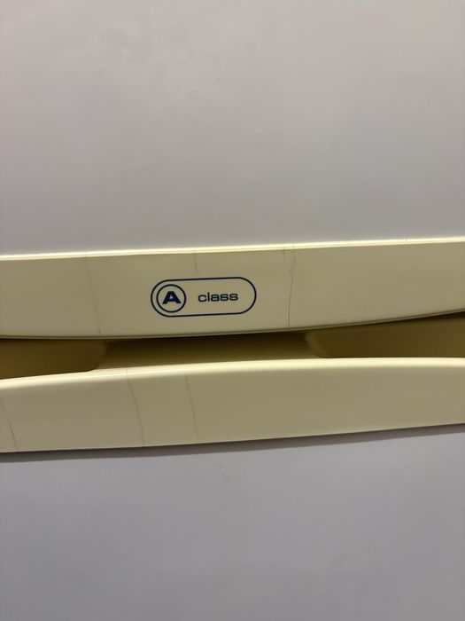 Vand frigider Whitlpool