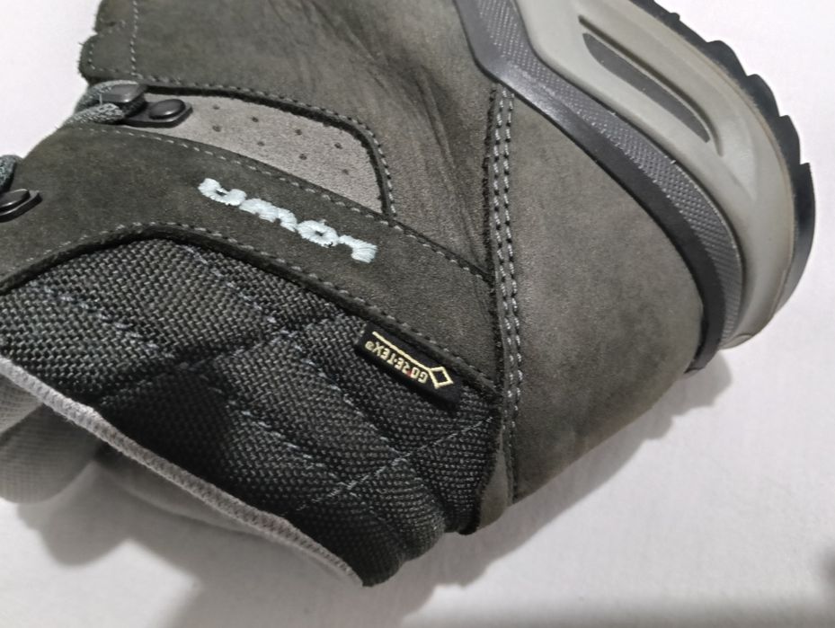 37,5 Ghete Lowa Locarno Gore-tex masura 37,5