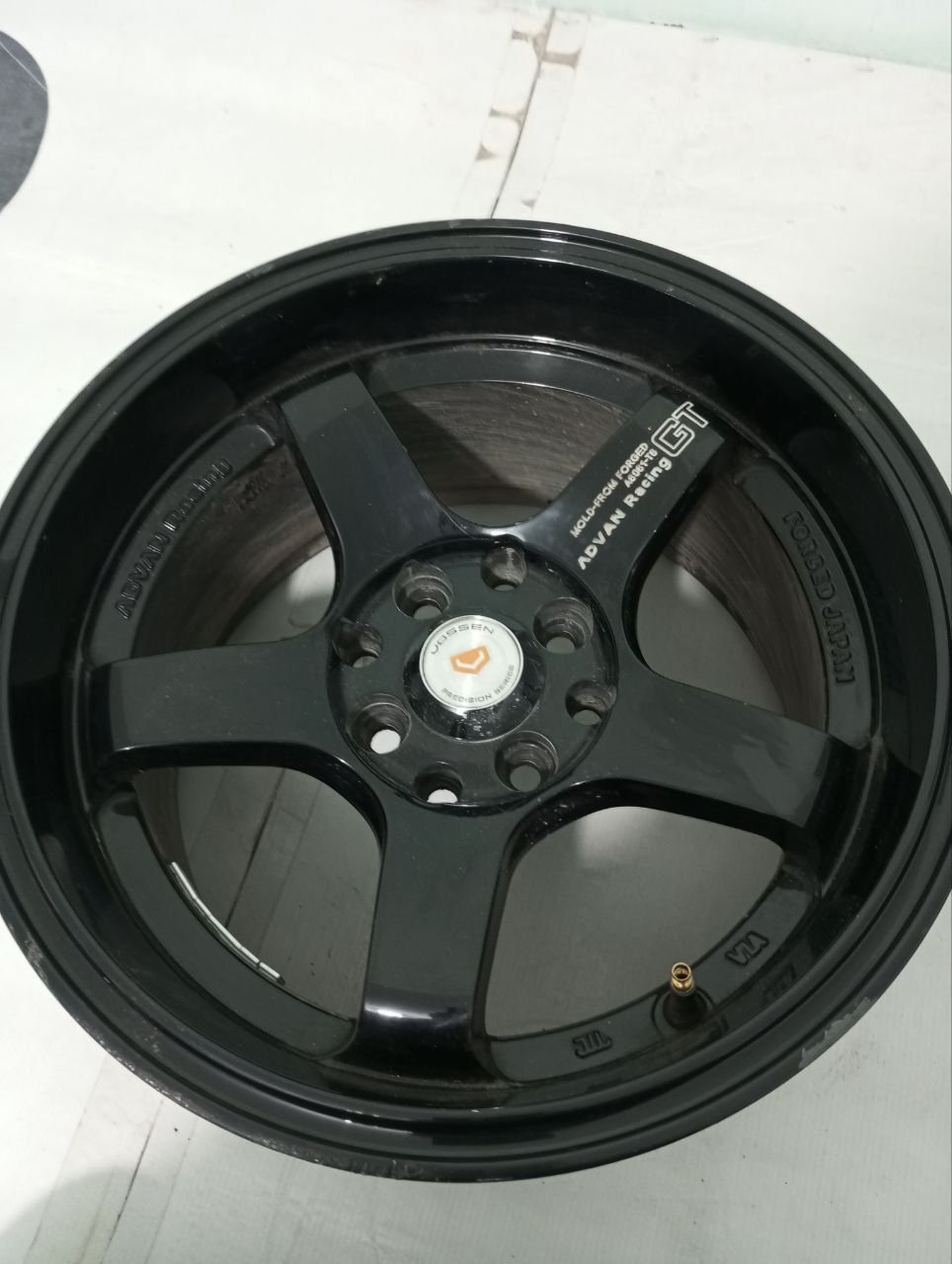 Диски   Широкие  Японец R15/8.25j см    ADVAN  GT  диски