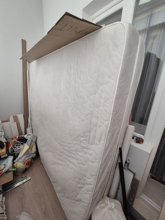 Продам матрас в наличие 2 шт