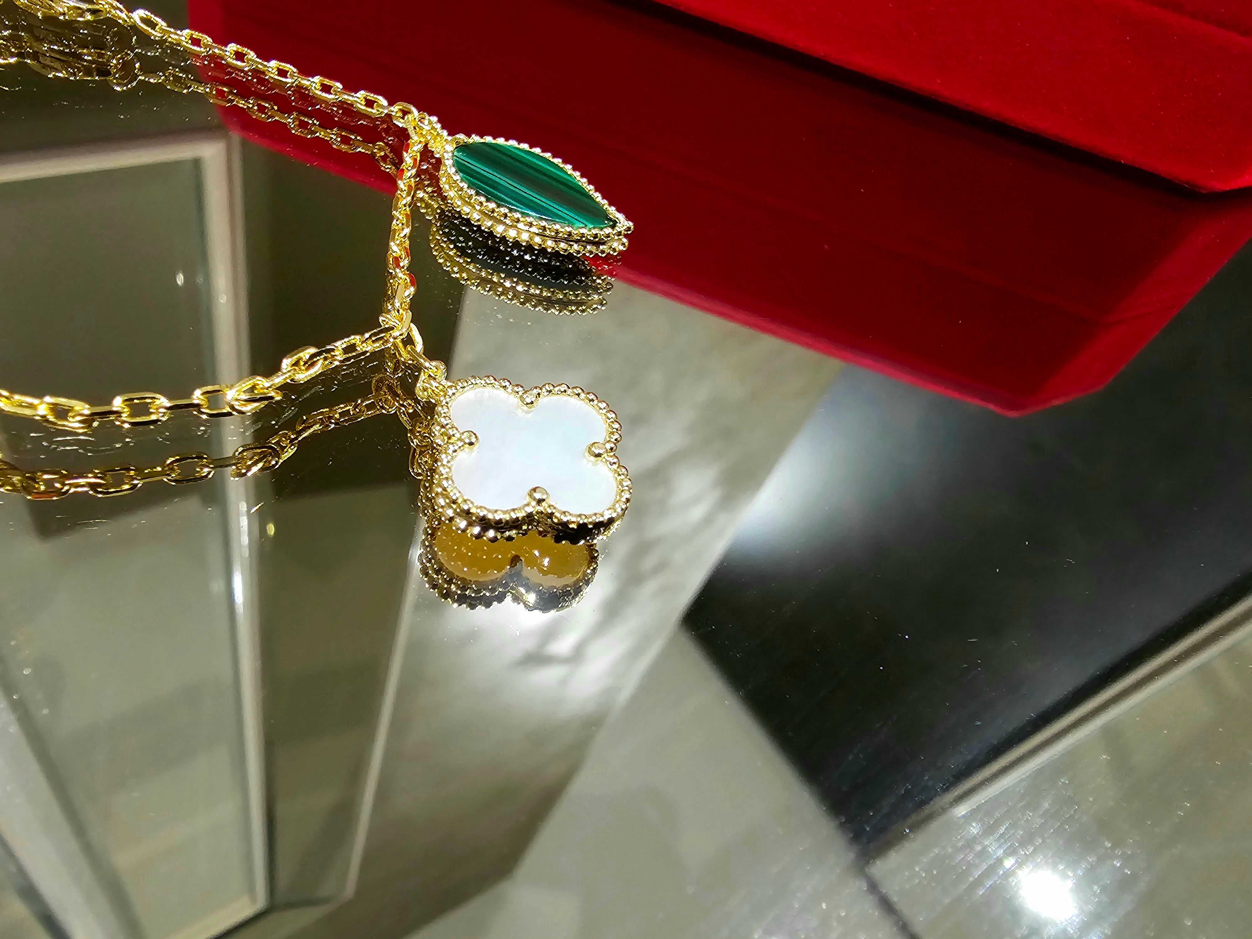 Van Cleef & Arpels VCA Gold 4 Motifs Lucky Alhambra Дамска Гривна