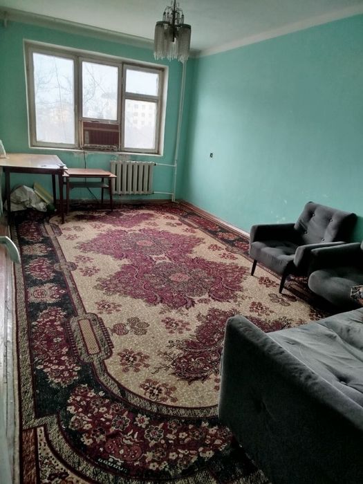Сдается 3 комнатная 4 этаж хамкорбанк