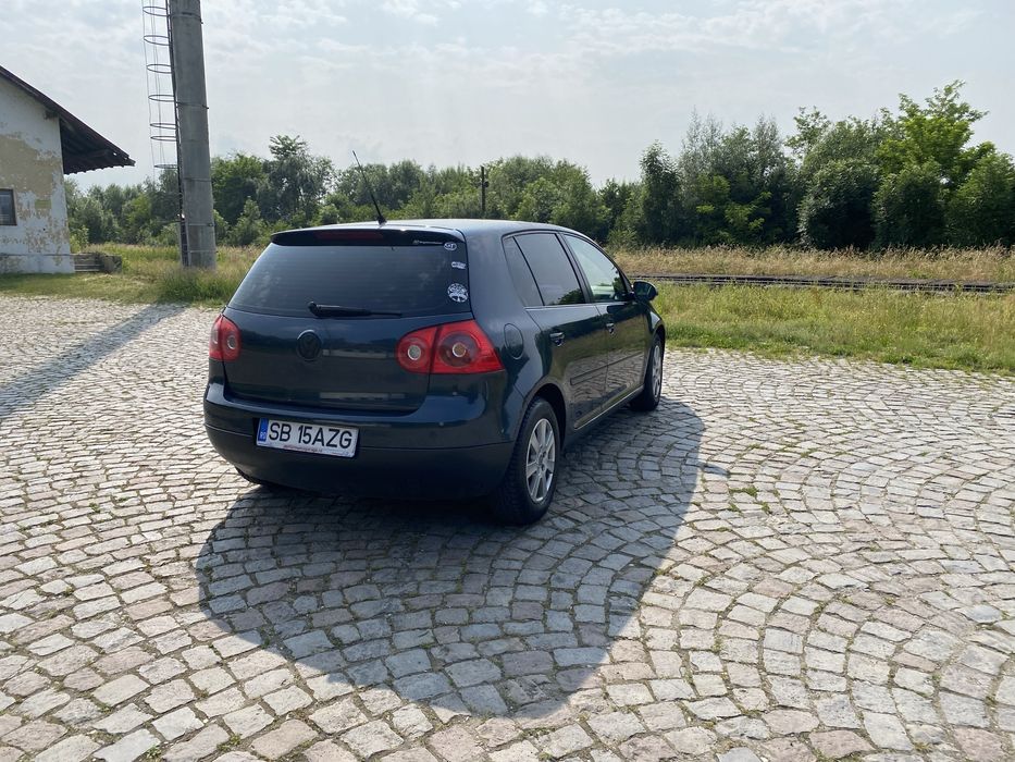 Vand vw  golf 5 inmatriculat in Ro
