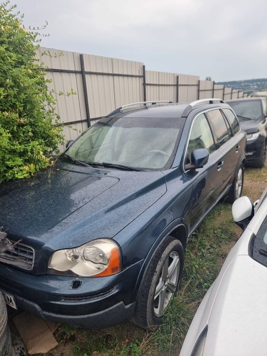 Vand Volvo xc90 cu MOTOR DEFECT