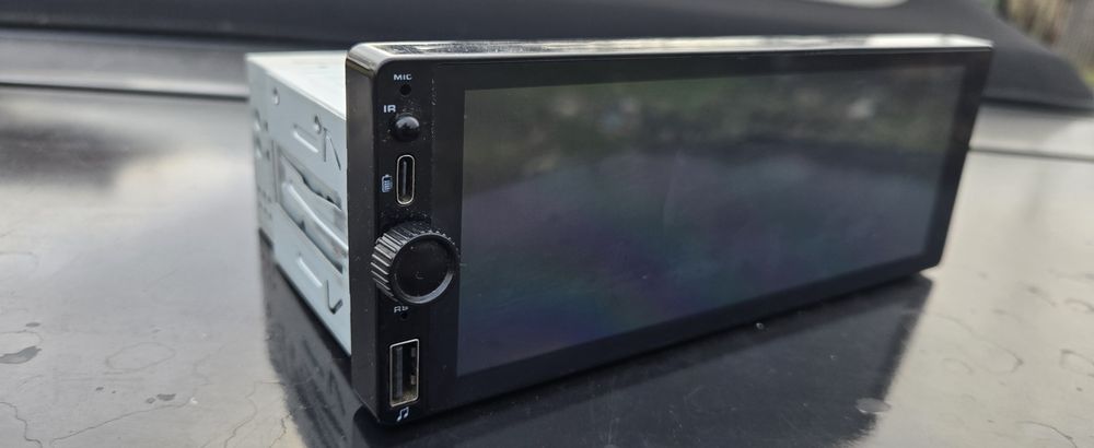 Player auto cu android în Arad