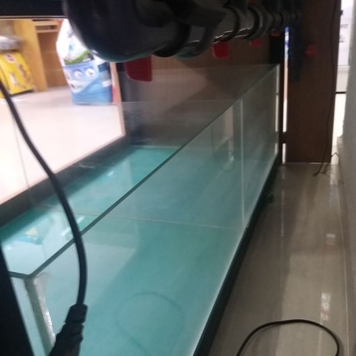 Mobilier cu acvarii & terariu – ideal pentru petshop / crescători / pa