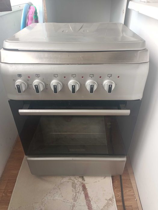 Электроплитка 4-х камфорный. Очень в хорошем состояний.