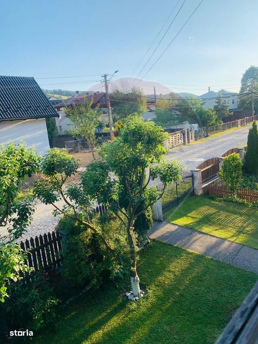 Casă / Vilă cu 9 camere de vânzare în zona Central