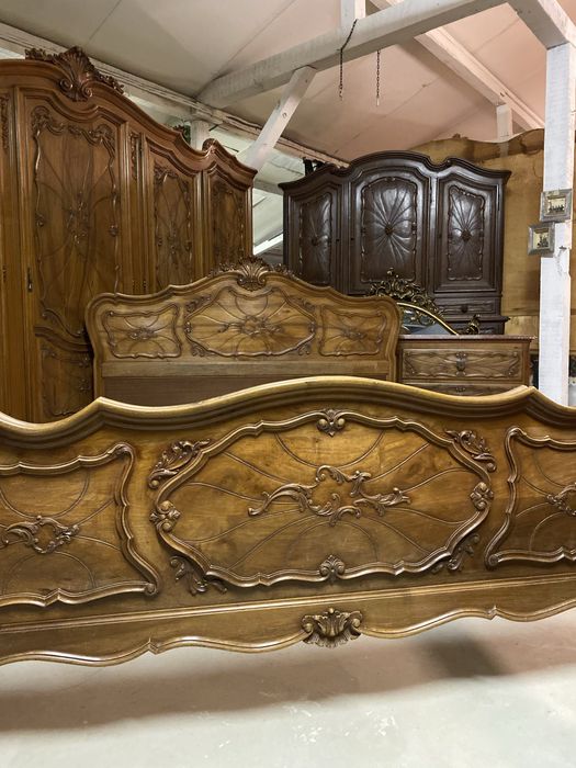 Dormitor din lemn masiv