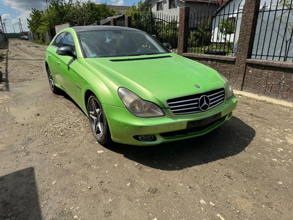 Tragar/Tragher/Calandru Mercedes CLS W219 Complet