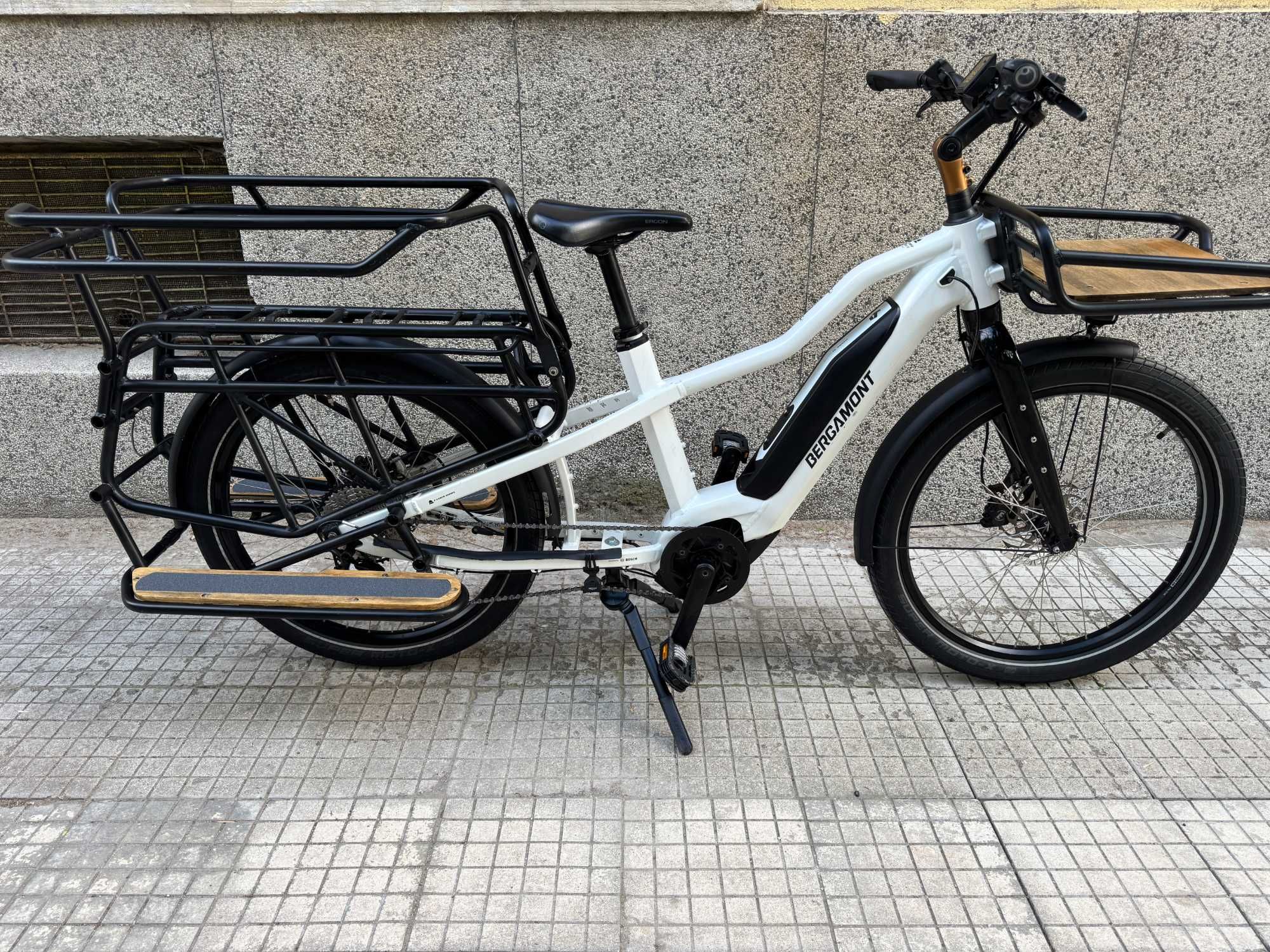 Bergamont E-Cargoville LT Expert 26''/Bosch E-bike/Shimano XT/Magura