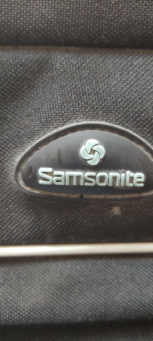 Samsonite куфар черен 60 см