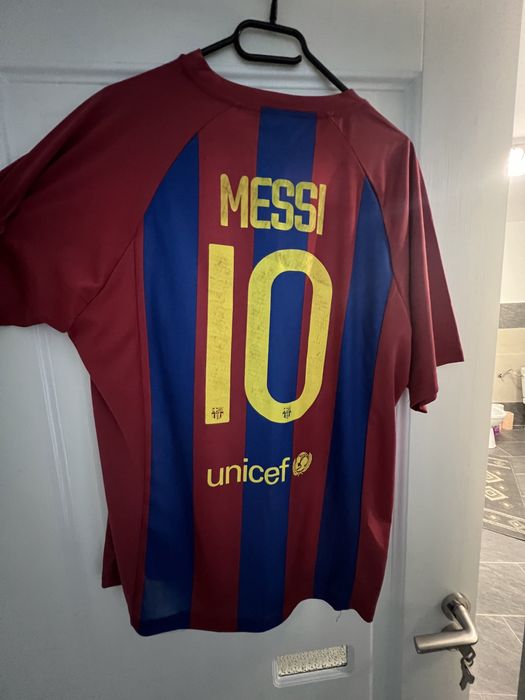 Tricuri fotbal diverse echipe