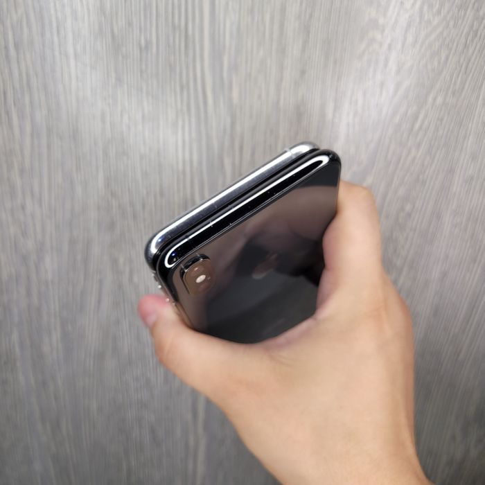 IPhone XS Max  256/64 GB