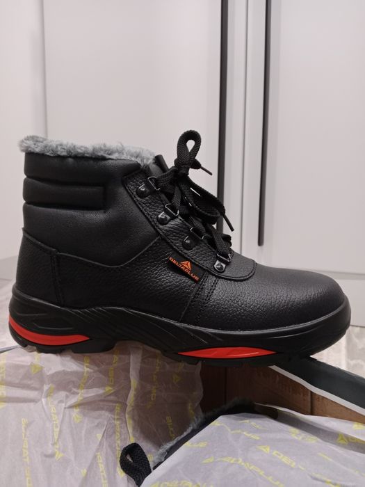 Продам спецботинки зимняя Deltaplus