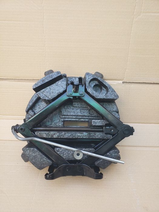 Kit pana cric cheie ford volvo original