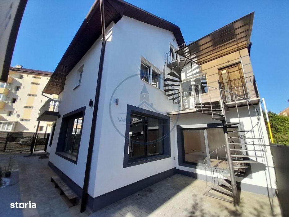 Casa individuala potrivita pentru locuinta,birouri sau cabinete medica