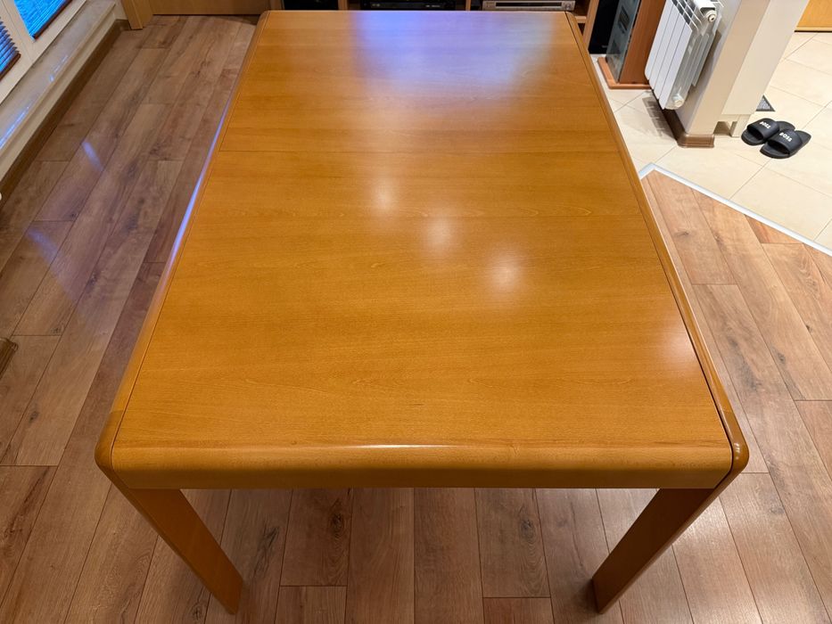 Трапезна маса - масив