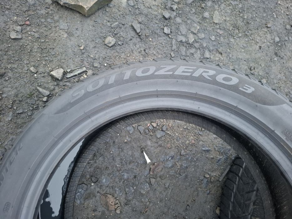 Vand 1 anvelopa 215 50 18 pireli de iarna dot 2020