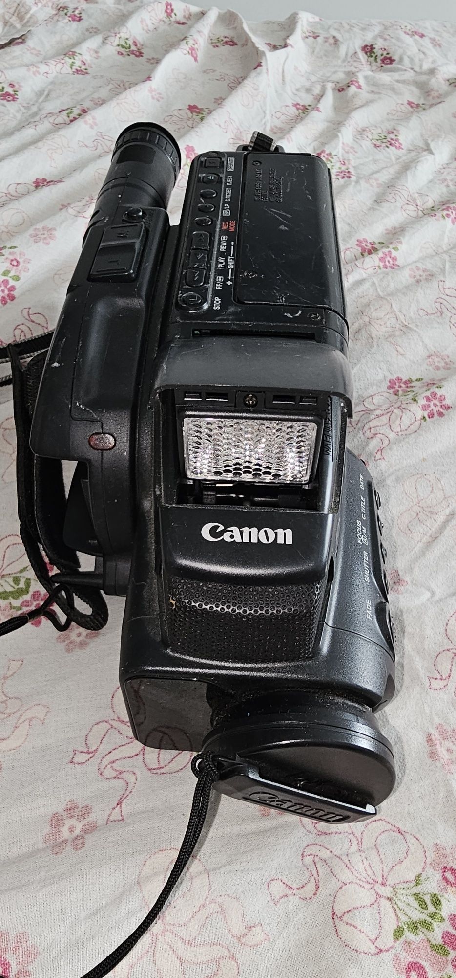 Camera video caseta 8mm Canon E300 pentru piese