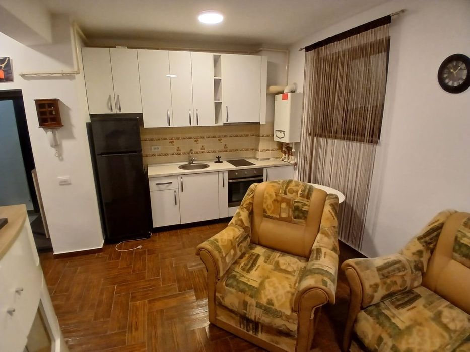 Închiriez apartament 2 camere în Militari Residence strada Tineretului