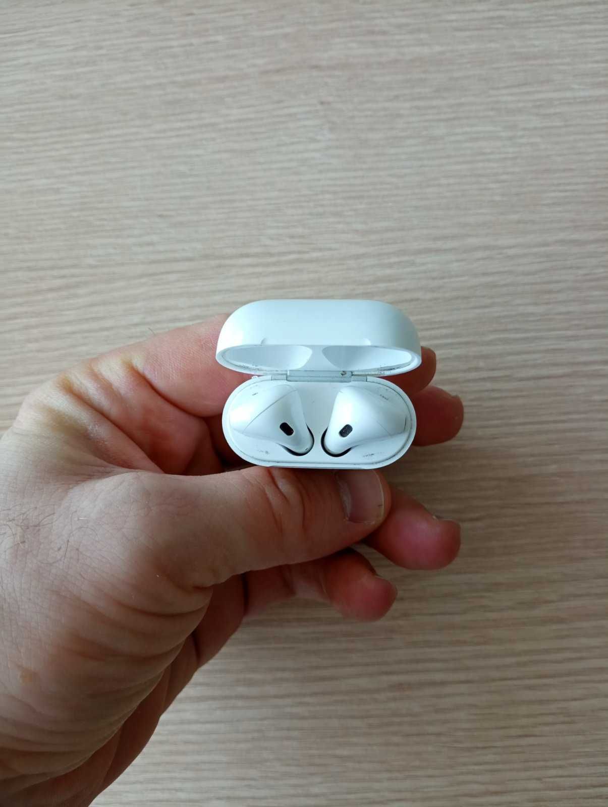 Слушалки AirPods 2