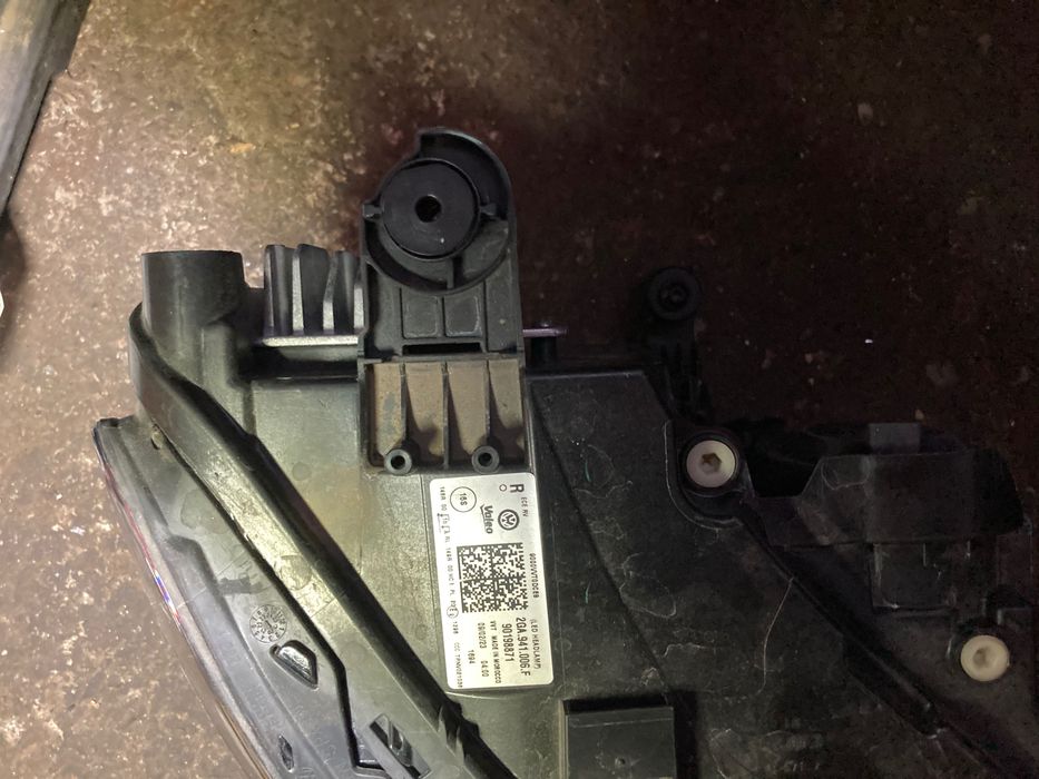 Far Vw T-Roc facelift 2022 - 2023 faruri stanga sreapta full led