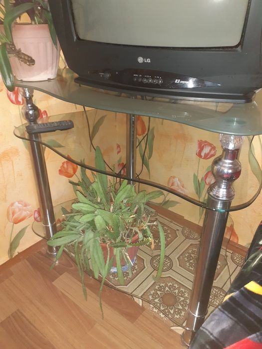 Продам  мебель  вещи разные