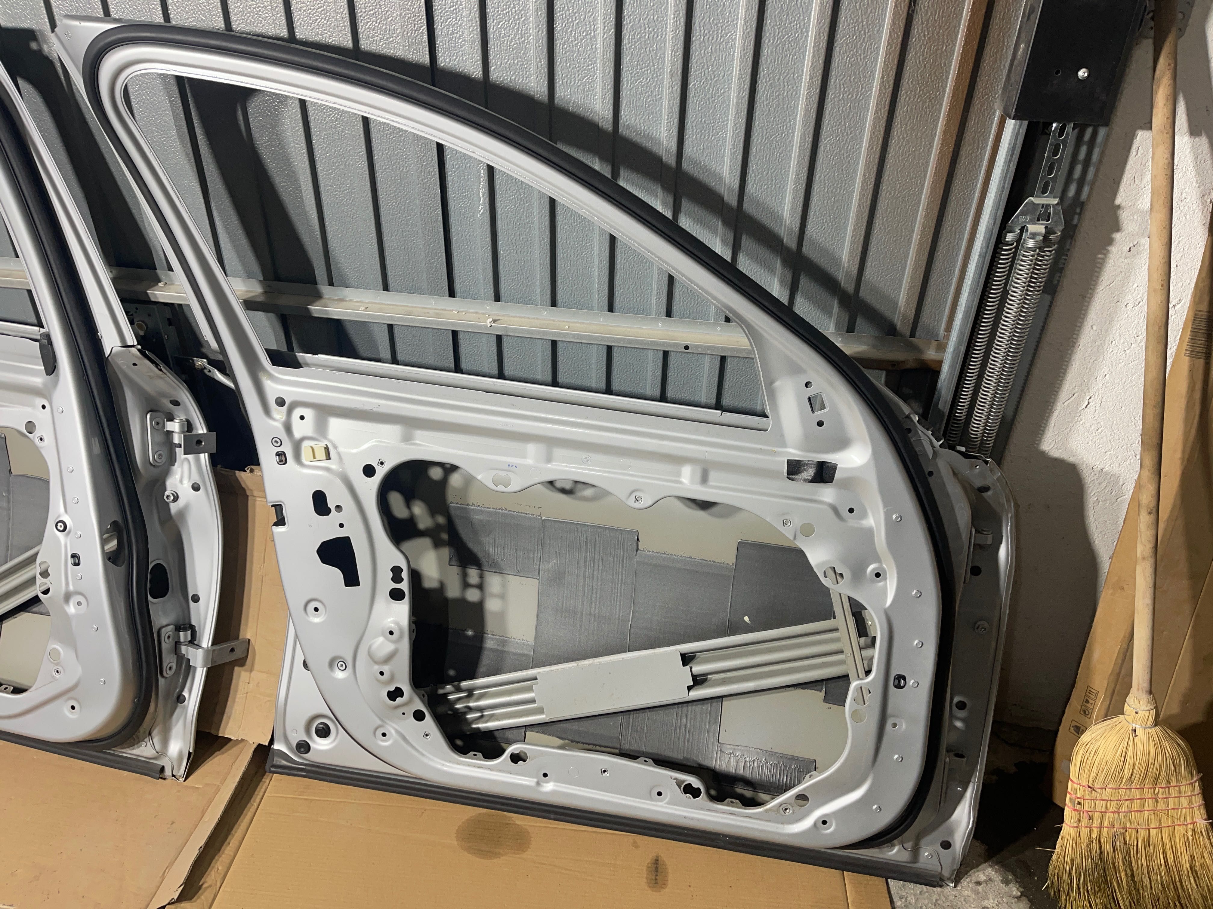 Usa fata stanga BMW SERIES 5 (G30/G31) 16---   oem 41007408961
