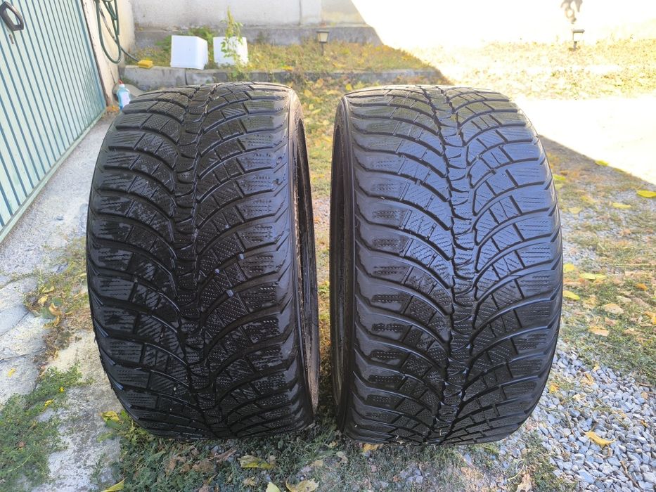 2 бр. Зимни гуми Kumho 275 / 35 R18 Dot 23/20