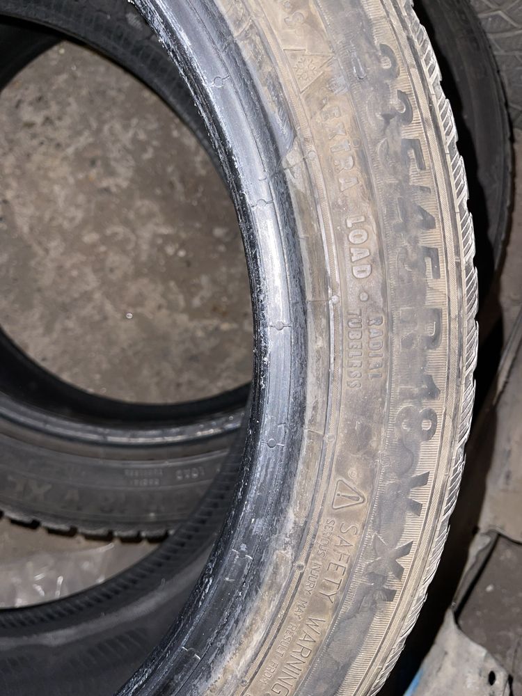 Зимни гуми Semperito 235/45 18 XL M * S