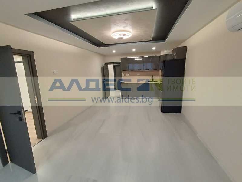 Продава се Тристаен апартамент в София, Дружба 1 - 67 кв.м за 2881 €/кв.м - Снимка #2