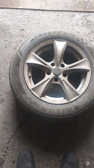 Летняя резина с дисками на 16