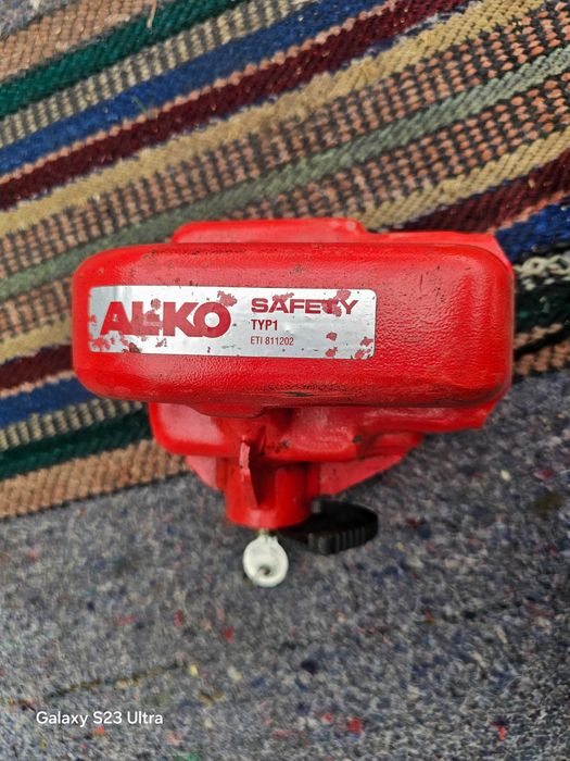 Заключващ механизам за теглич на ремарке ALKO