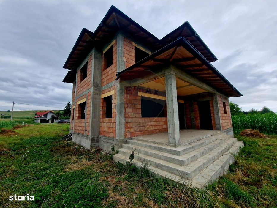 Casă Nouă cu Teren Generos – Borlești, Neamț