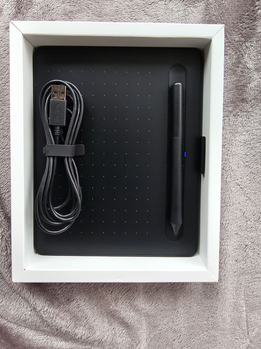 Wacom Intuos BT S