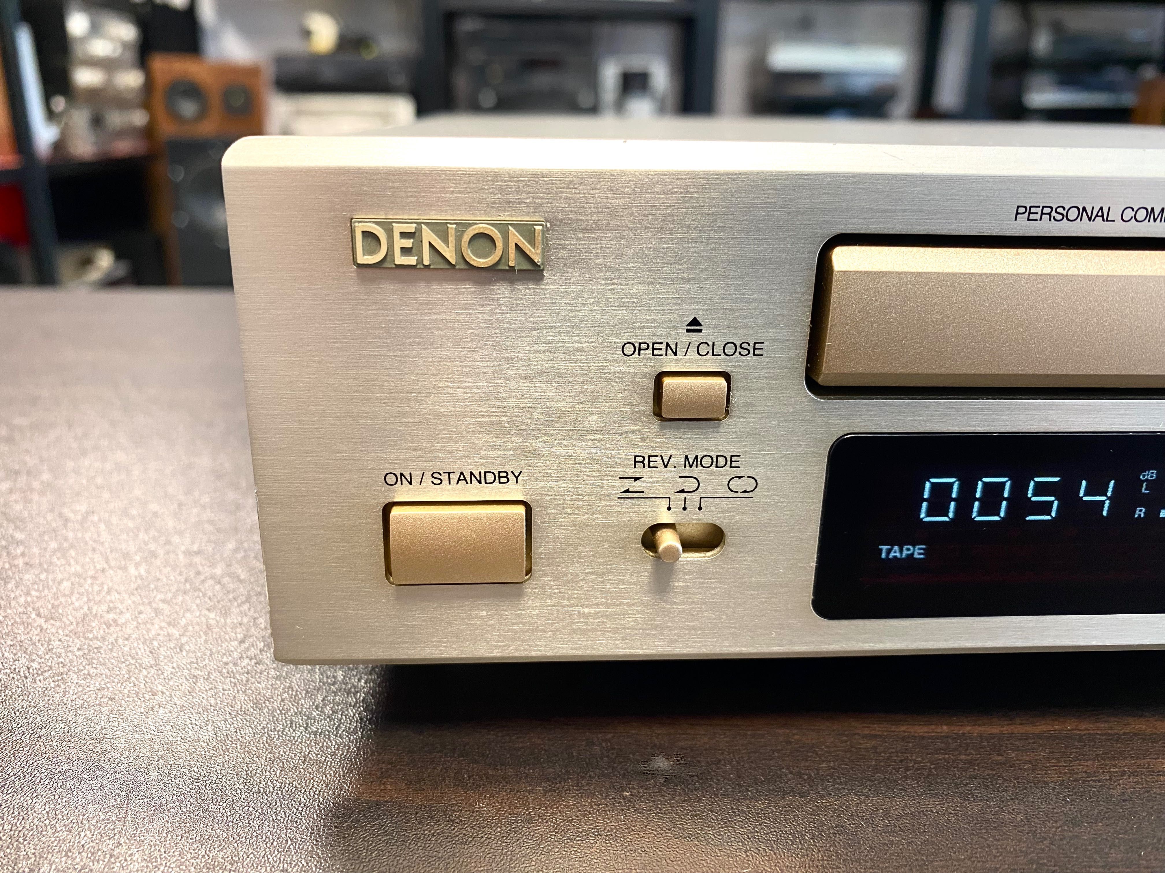 Реверсивен касетен дек Denon