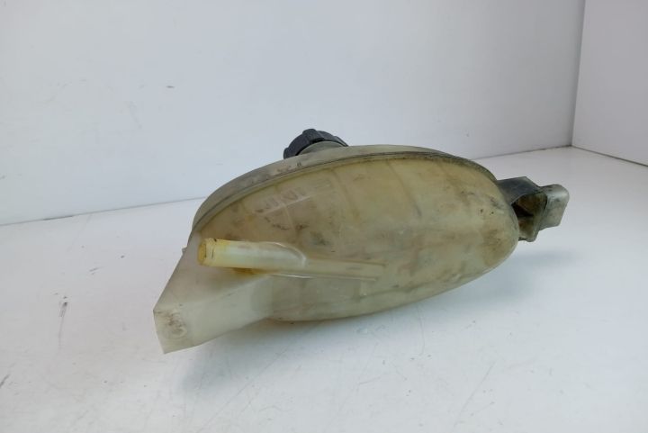 Vas expansiune  7700312900 Nissan Primastar prima generatie seria