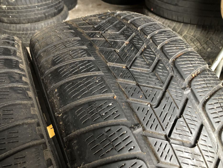 Anvelope/Cauciucuri 235 45 20 / 255 45 20 Iarna Touareg Q7, Bmw !