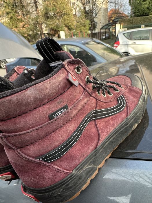 Ghete Vans of the Wall